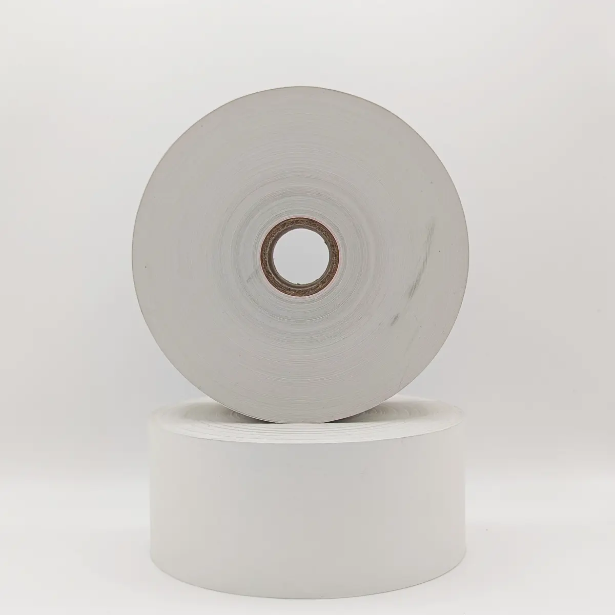 Automatenrolle mit 57mm Breite, 250 Laufmetern, 140 mm Durchmesser & einem 25mm Kern Stapelbild